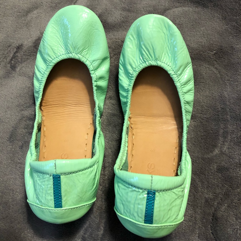 Tieks size 8 mint color